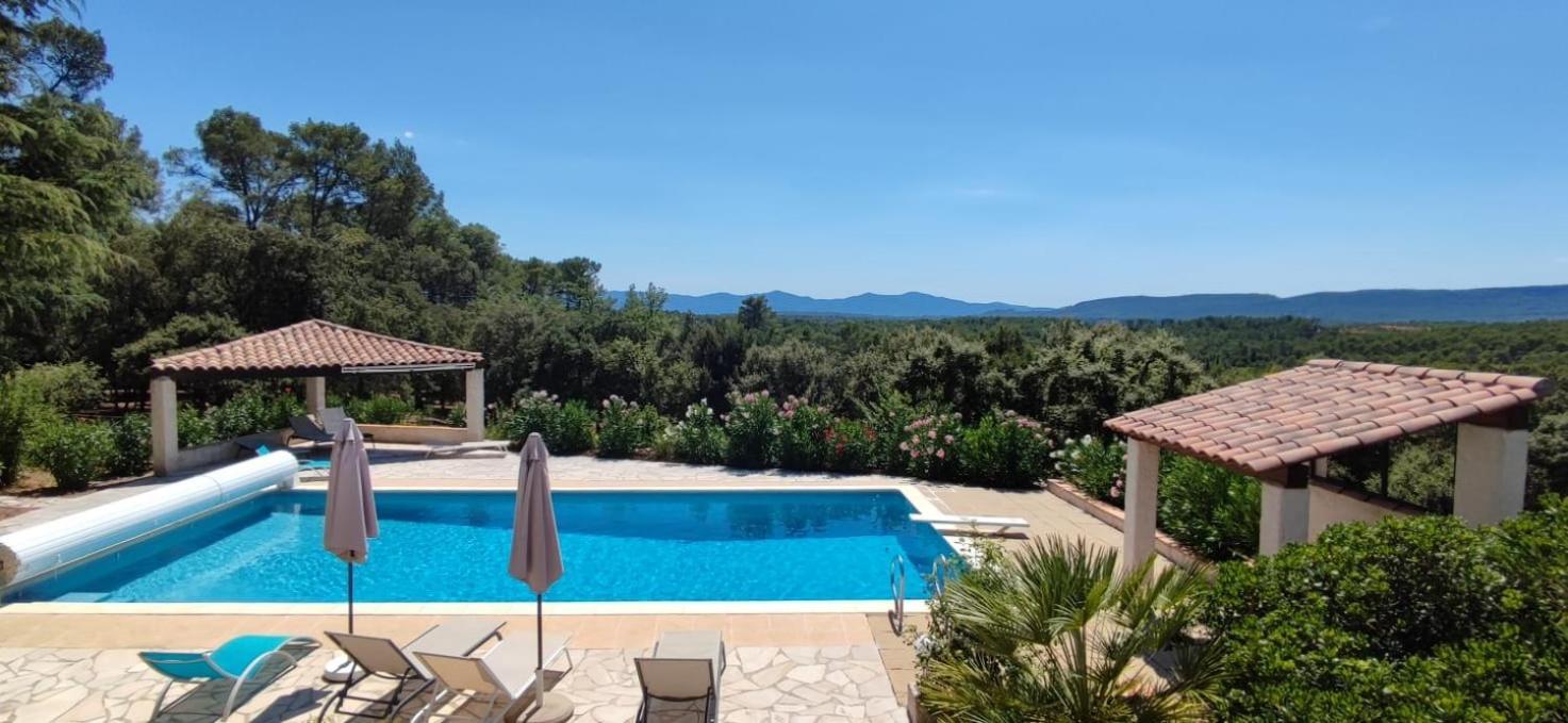 Lorgues, La Tourelle, Immense Piscine, Plongeoir, Vue, Au Grand Calme Villa Exterior foto